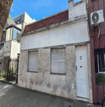 El precio base es de US$65.494,51 y el depósito en garantía de US$1964,83