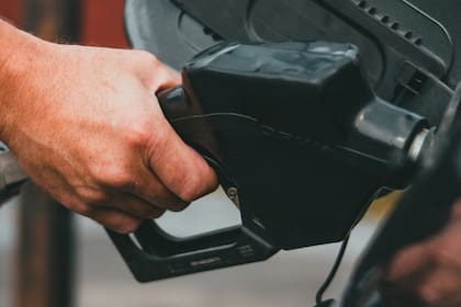 El precio de la gasolina en Florida aumentó 60 centavos respecto a la semana pasada (Unsplash)
