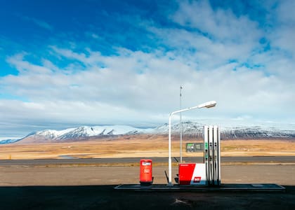 El precio de la gasolina es diferente en cada región de Estados Unidos (Unsplash)