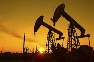 Cómo el conflicto en Medio Oriente amenaza el suministro de petróleo y sacude a los mercados