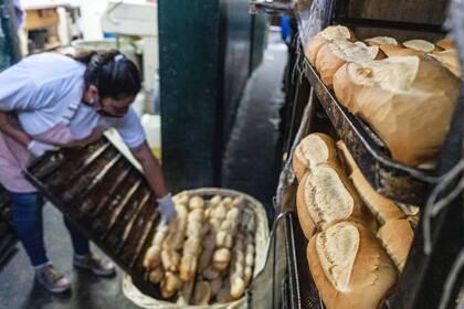 El precio del pan ronda los $500 el kilo