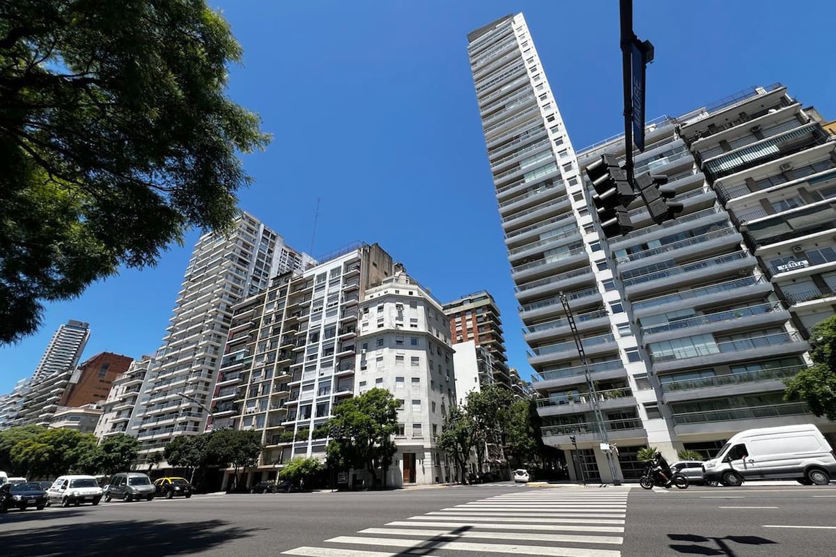 Alquiler de dos ambientes en CABA alcanza casi $800.000 mensuales: Crece la brecha con el de tres ambientes 1 Alquiler de dos ambientes en CABA alcanza casi $800.000 mensuales: Crece la brecha con el de tres ambientes