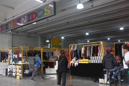 El predio, al que todavía ingresan pocos clientes, queda en Boulogne-sur-Mer y Perón