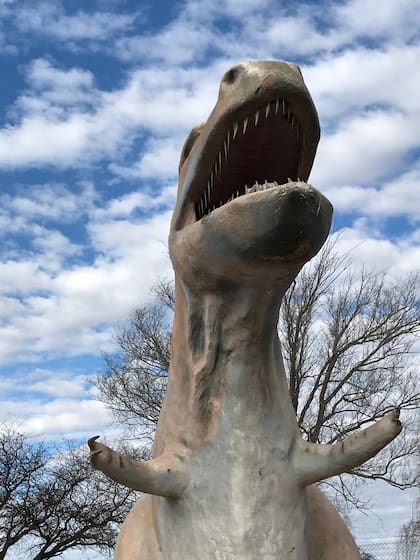 El predio de ocho hectáreas cuenta con 23 esculturas en escala real