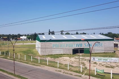 El predio deportivo de la parroquia San José, de La Matanza, transformado en un complejo sanitario