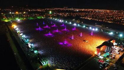 El predio La Colmena se vio desbordado por la cantidad de gente