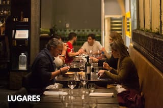 Cómo es uno de los restaurantes que logró su primera estrella Michelin y cómo lo presenta la famosa guía