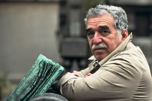 La historia de los 15.000 libros que el gobierno de Pinochet le quemó a García Márquez