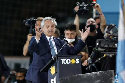 El presidente Alberto Fernández en el cierre de campaña del Frente de Todos en Merlo