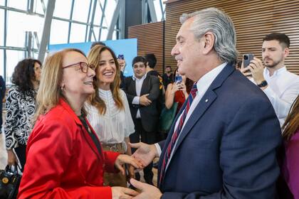 El presidente Alberto Fernández encabezó el lanzamiento del plan federal de conectividad satelital para centros de atención de la salud