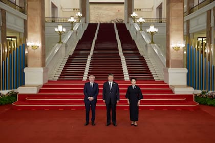 El presidente Alberto Fernández fue recibido por su par de China, Xi Jinping, y su esposa, Peng Liyuan.