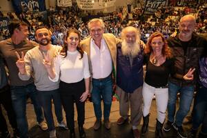 Apuntados por Cristina, Pérsico y Navarro preparan la réplica con un acto del Movimiento Evita