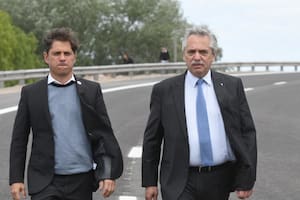 Fernández y Kicillof se muestran juntos tras la presión kirchnerista para que el Presidente baje su candidatura