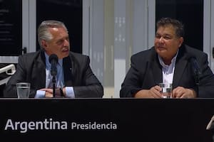 Junto a Alberto Fernández, Mario Ishii apuntó contra los planes sociales