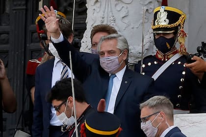 El presidente Alberto Fernández llegó al Congreso cerca de las 12. 
