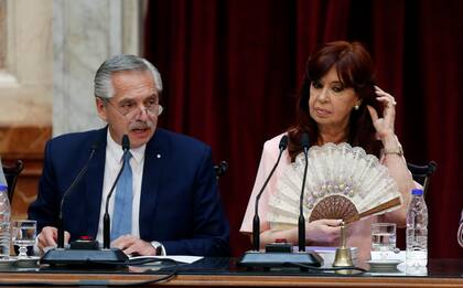 El presidente Alberto Fernández y Cristina Kirchner en el recinto del congreso 