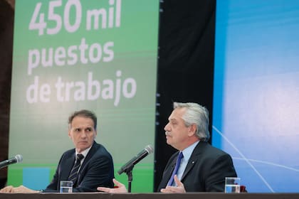 El presidente Alberto Fernández y el ministro de Obras Públicas, Gabriel Katopodis