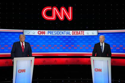 El presidente Biden y el expresidente Trump se enfrentan en el primer debate presidencial de la campaña 2024
