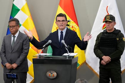 El presidente boliviano, Rodrigo Paz Pereira, al anunciar hoy la captura de Sebastián Marset