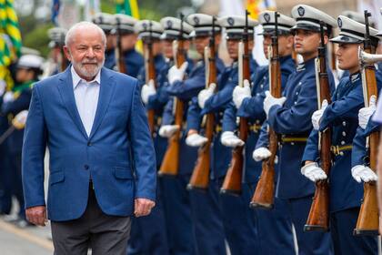 El presidente brasileño, Luiz Inacio Lula da Silva, en un acto militar. (Fabio Rodrigues-Pozzebom/Agencia Brazil/dpa)
