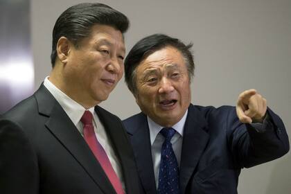 Xi Jinping en la sede de Huawei en Londres