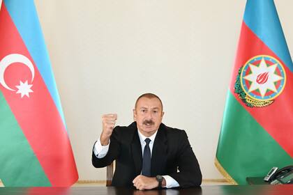 El presidente de Azerbaiyán, Ilham Aliyev, se dirige a la nación en Baku, ayer