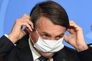 Coronavirus. Bolsonaro insiste en minimizar la pandemia: "Es como una lluvia"