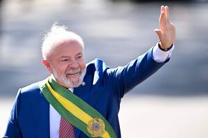 Al asumir la presidencia del G-20, Lula silencia la guerra y le hace un guiño a Putin
