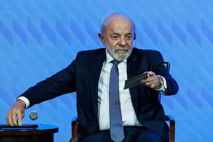 El presidente de Brasil, Lula da Silva, señaló que la semana laboral debe incluir dos días de descanso