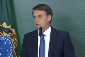 Bolsonaro: "Vamos a tomar las medidas necesarias para aminorar el sufrimiento"
