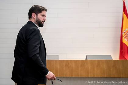 Balotajes y Reversiones: La Nueva Norma Electoral en América del Sur del Siglo XXI 9 El presidente de Chile, Gabriel Boric, presenta en la Confederación Española de Organizaciones Empresariales (CEOE) oportunidades de negocio e inversión para las empresas españolas en el país andino, en la sede de la CEOE, a 14 de julio de 2023, en Madrid (España). A. Pérez Meca - Europa Press