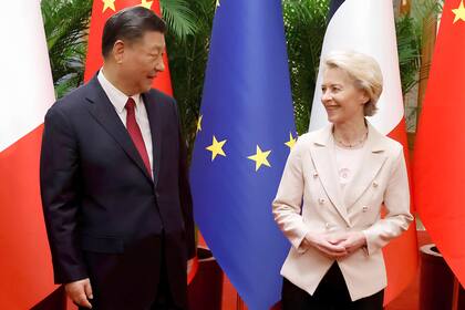El presidente de China, Xi Jinping y la presidenta de la Comisión Europea, Ursula von der Leyen