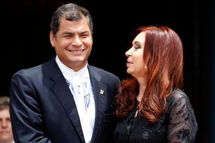 El presidente de Ecuador, Rafael Correa, y Cristina Fernández de Kirchner