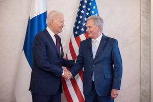 Biden visitó el último país que entró a la OTAN y se mostró confiado: "Putin ya perdió la guerra"