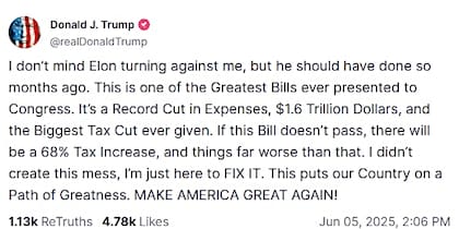 El presidente de EE.UU. responde a las críticas de su excolaborador