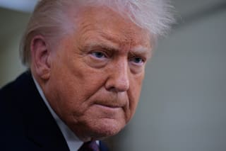 La escalada de demandas judiciales de Trump contra la prensa