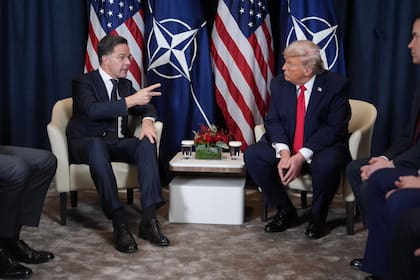 El presidente de Estados Unidos, Donald Trump, se reúne con el secretario general de la OTAN, Mark Rutte, en un aparte de la cumbre anual del Foro Económico Mundial en Davos, Suiza, el miércoles 21 de enero de 2026.