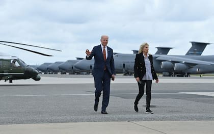 El presidente de Estados Unidos, Joe Biden, junto a la primera dama, Jill Biden