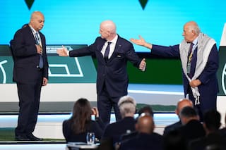 Rayo Vallecano, Infantino y el abrazo imposible entre Palestina e Israel