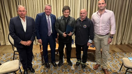El Presidente de la Nación, Javier Milei, junto al canciller Gerardo Werthein, se reunió en Estados Unidos con Rob Citrone de Discovery Capital, Matt Dell Orfano y Barry Bennett