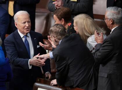 El presidente de los Estados Unidos, Joe Biden, llega para dar el discurso sobre el estado de la Unión durante una sesión conjunta del Congreso en la Cámara de Representantes del Capitolio de los Estados Unidos