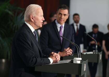 El presidente de los Estados Unidos, Joe Biden, comparece tras su reunión con el presidente del Gobierno, en el Palacio de La Moncloa, a 28 de junio de 2022, en Madrid 