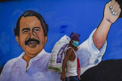 Una imagen de Daniel Ortega en las calles de Managua