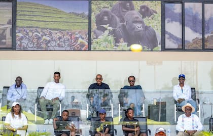 El presidente de Ruanda, Paul Kagame, vio el partido final entre Trungelliti y Cecchinato en Kigali y entregó los premios