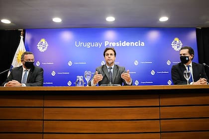 El presidente de Uruguay, Lacalle Pou, durante la conferencia de prensa