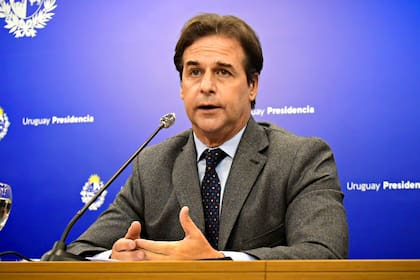 El presidente de Uruguay, Lacalle Pou, durante un conferencia de prensa