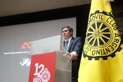 El presidente del ACA, César Carman, en la conmemoración