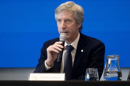 El presidente del Banco Central de la República Argentina, Santiago Bausili