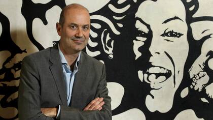 El presidente del Banco Central está conduciendo una serie de medidas que apuntan a mejorar el servicio bancario