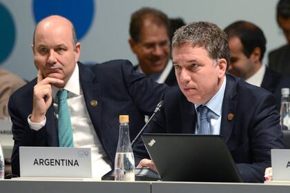 El presidente del Banco Central Federico Sturzenegger, junto al ministro de Hacienda Nicolás Dujovne